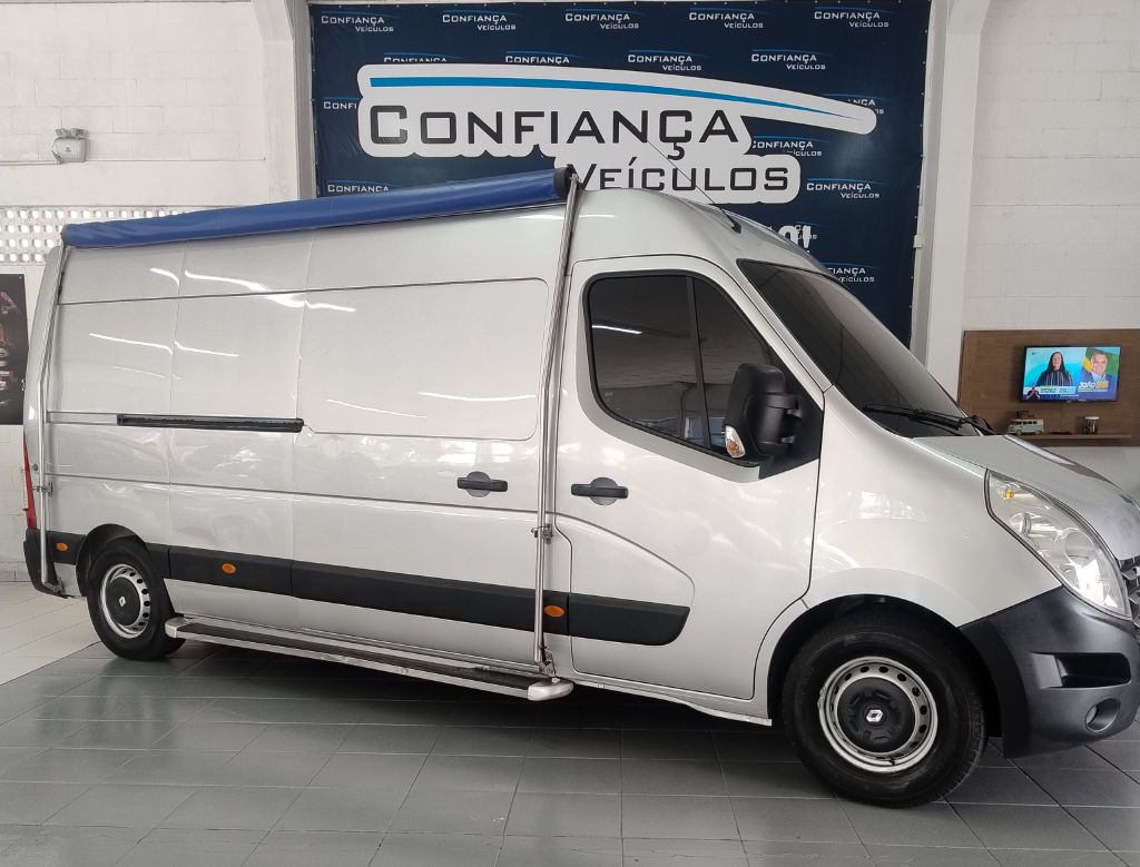 Motorhome Renault Master 2015 — Documentado para 4 Pessoas | Completo e Pronto para Viajar